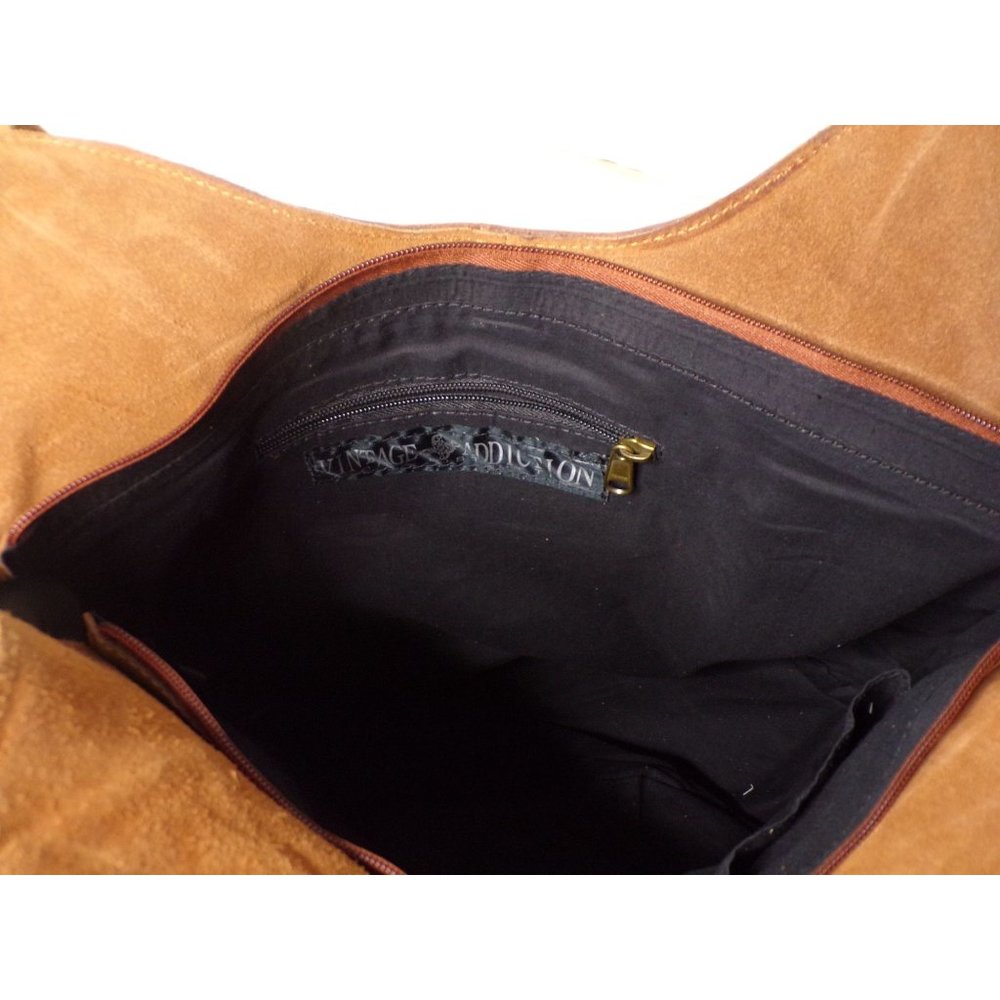 🆕 VINTAGE ADDICTION Large Leather Embroidered Pom Pom Fringe Tote Bag - Picture 6 of 7